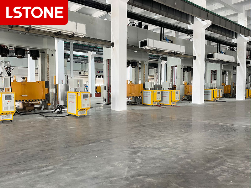 RTM控溫模溫機(jī)2