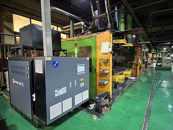 模具加熱模溫機(jī) 模具加熱模溫機(jī)