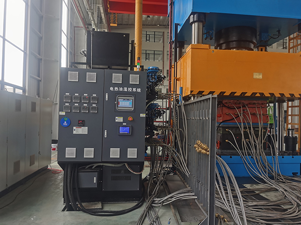 復(fù)合材料模壓油溫機(jī) 復(fù)合材料模壓油溫機(jī)