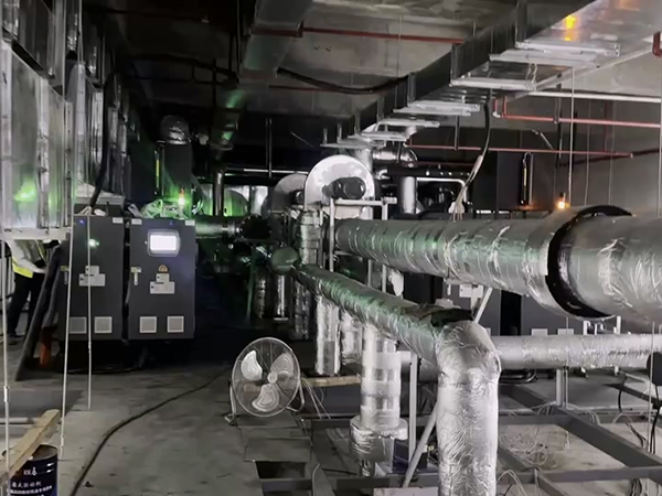 新能源控溫模溫機