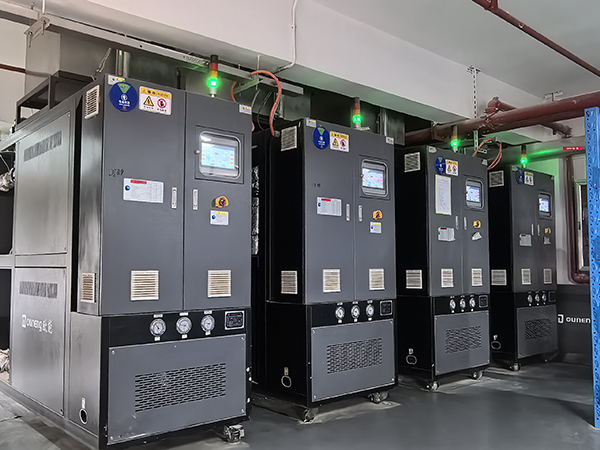 制藥高精度模溫機(jī) 制藥高精度模溫機(jī)